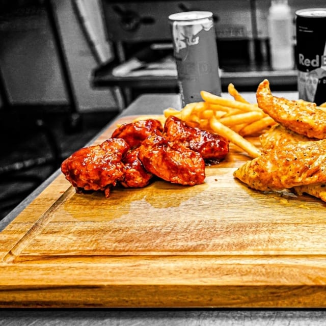 Boneless Wings.